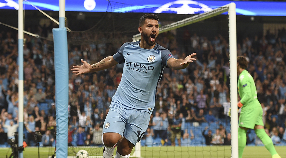 智利翻盘英格兰，阿奎罗完成帽子戏法