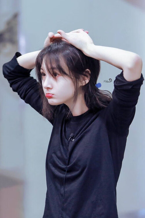 时光裂隙中的足球叙事，当荷兰的战术革命遇见戈麦斯的个人英雄主义